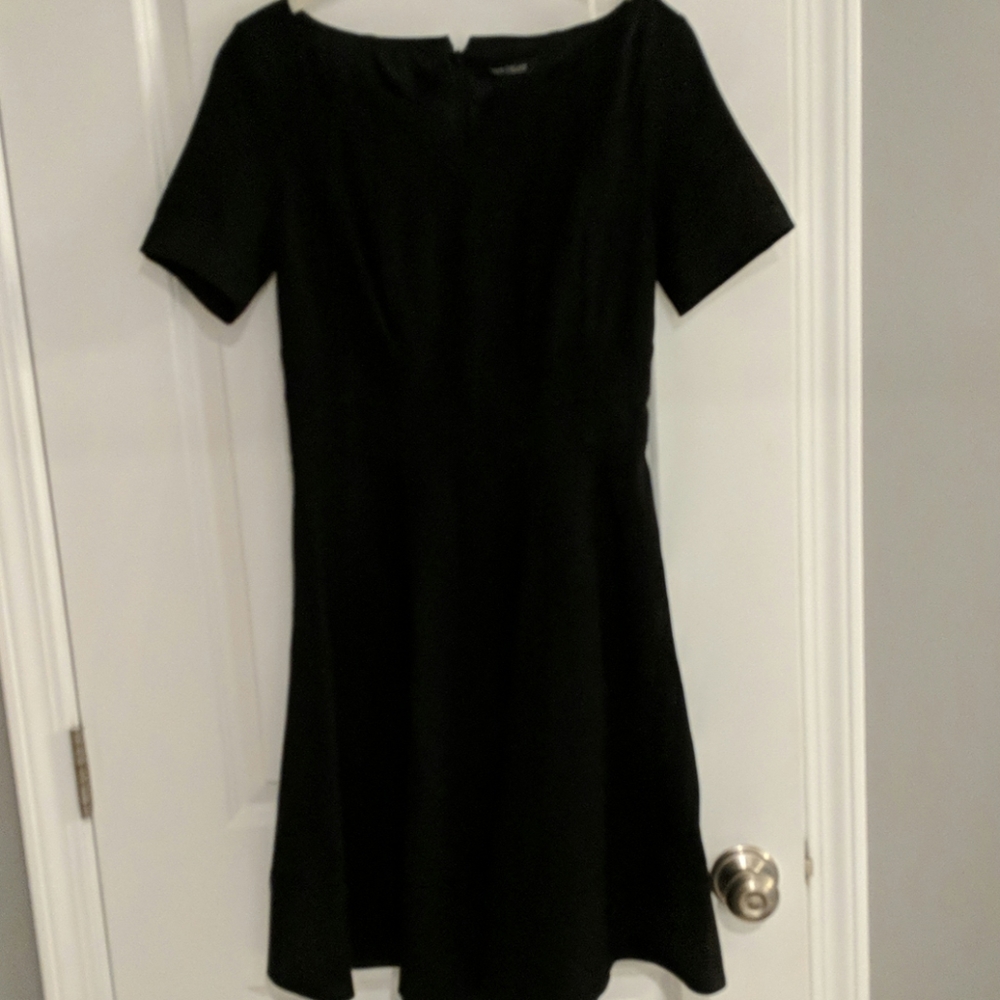 Whit house black market dress